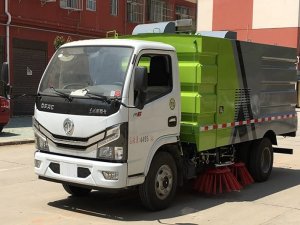 國六東風(fēng)D6掃路車（5.5立方）